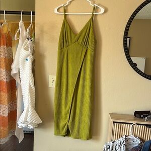 Lulu's Green Midi Wrap Sundress Spaghetti Strap